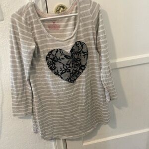 Victoria's Secret Gray and Black Heart Pajama Top